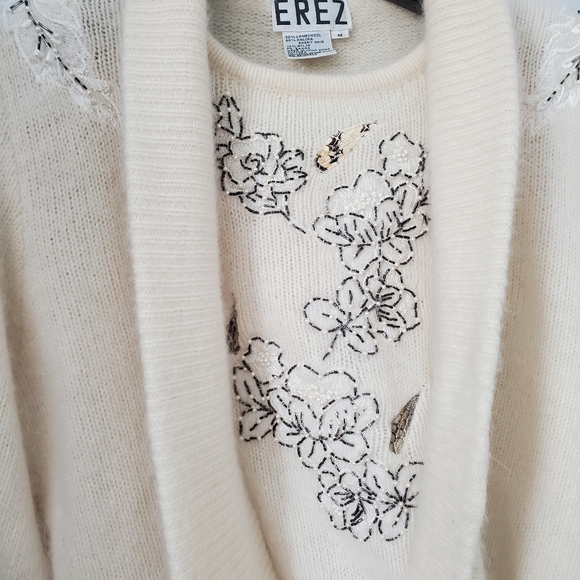 Vintage Gorgeous Erez Lambswool & Angora Rabbit Hair Embroidered Sweater - Picture 4 of 10